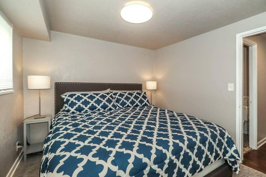 فيلا Holly First Floor 2 King Beds كانزاس سيتي المظهر الخارجي الصورة