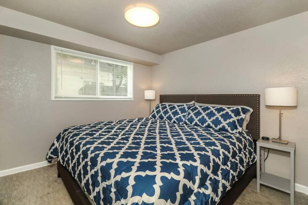 فيلا Holly First Floor 2 King Beds كانزاس سيتي المظهر الخارجي الصورة